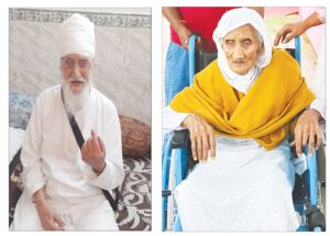 Sardar Avtar Singh Raina, son of Late Sardar. Raja Singh, resident of Dalpatian Mohalla, Jammu at the age of106 years and Sardarni. Savinder Kour at the age of 110 years cast their votes in Jammu on Friday.