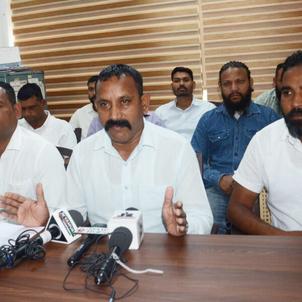 Rinku Gill president Municipal workers union addressing a press conference
