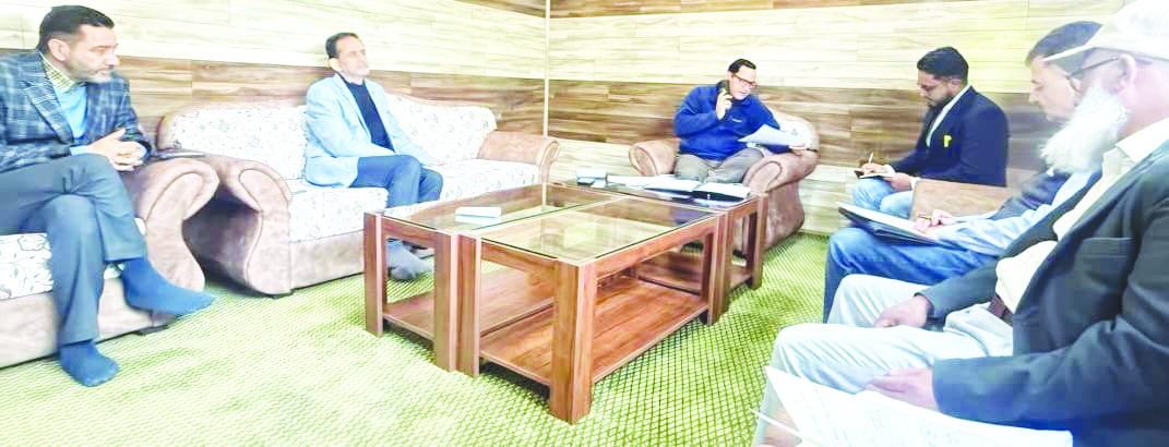 Javid Dar reviews functioning of education department in Baramulla