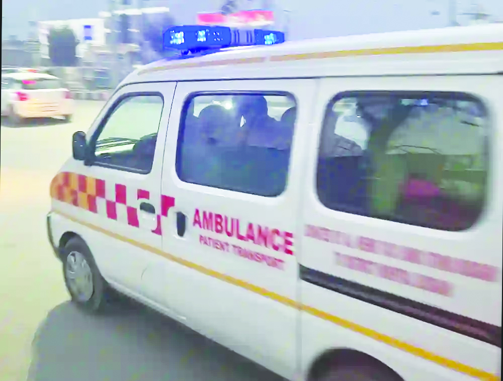 Woman delivers baby in Ambulance, Inquiry ordered Woman delivers baby in Ambulance, Inquiry ordered