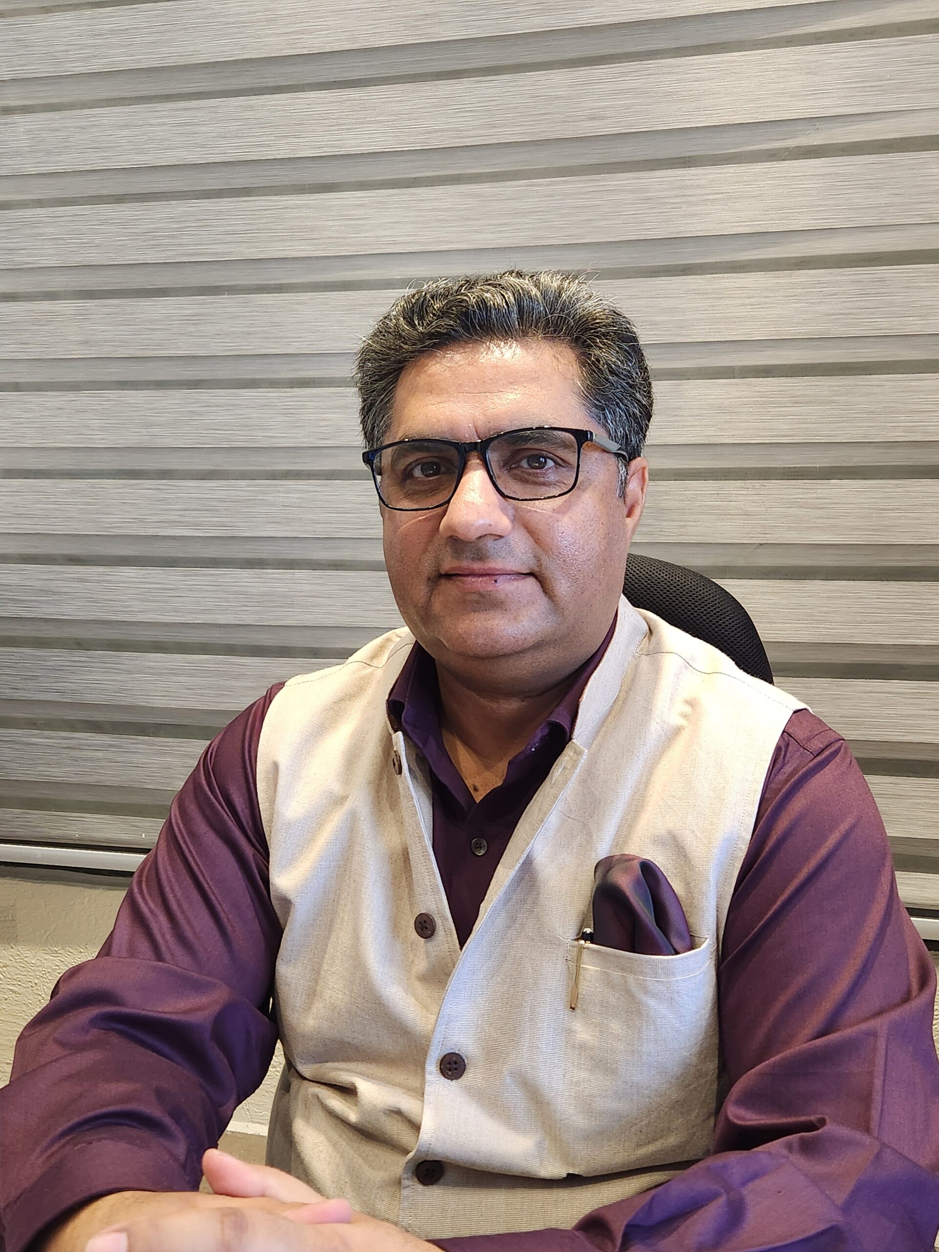 Ban drugs, not liquor: Dr. Varinder Ban drugs, not liquor: Dr. Varinder