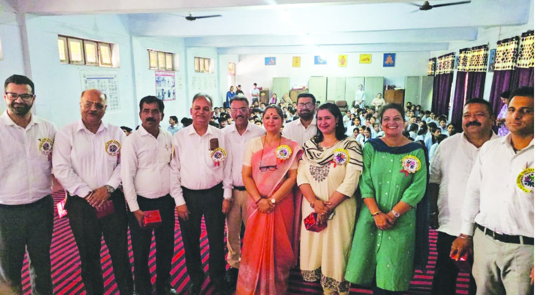 Criminologists Society of J&K participates in awareness programme under Nasha Mukt Bharat Abhiyan at MHAC School Criminologists Society of J&K participates in awareness programme under Nasha Mukt Bharat Abhiyan at MHAC School