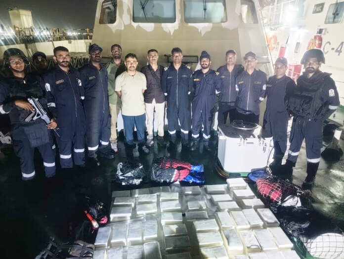 Rs 1,150 Crore Cocaine seized Off Gujarat Coast in International Drug Bust; 3 Foreigners held Rs 1,150 Crore Cocaine seized Off Gujarat Coast in International Drug Bust; 3 Foreigners held