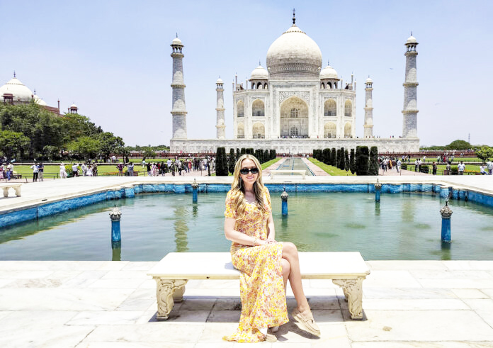 Donald Trump’s daughter visits Taj Mahal Donald Trump’s daughter visits Taj Mahal