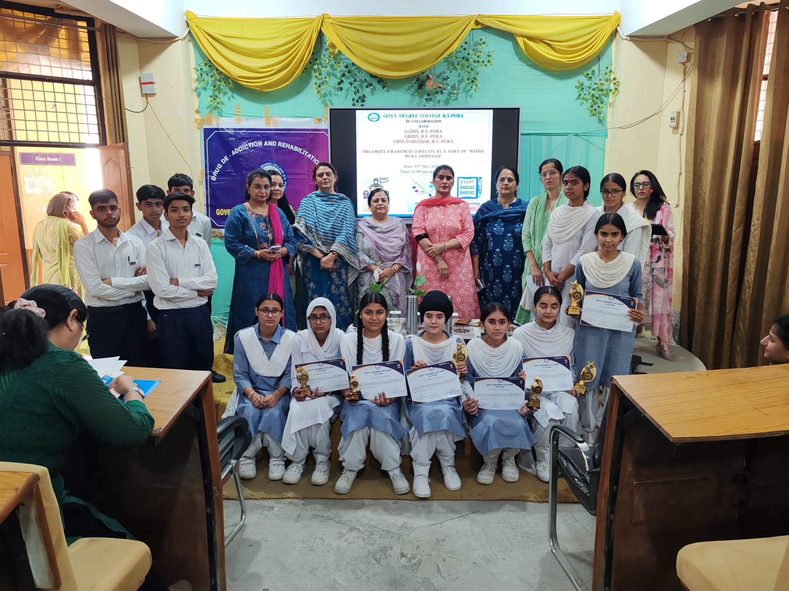 GDC R S Pura organizes awareness contests under “Nasha Mukt Bharat Abhiyan”