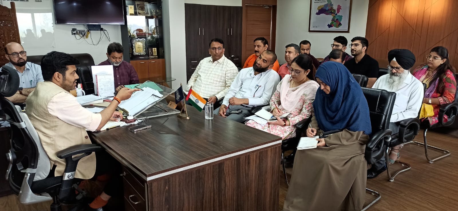 JMC launches “Clean Jammu, Green Jammu” campaign, massive plantation and pond conservation drive announced JMC launches “Clean Jammu, Green Jammu” campaign, massive plantation and pond conservation drive announced