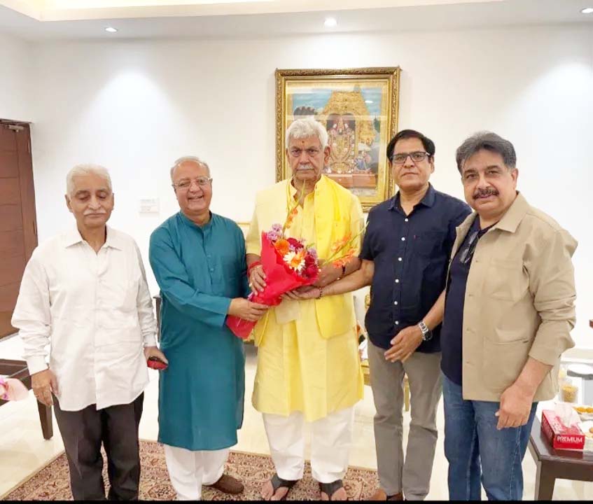 Delegation of GKPD calls on LG Sinha, briefs him about ‘Kashmir Heritage Tour’ Delegation of GKPD calls on LG Sinha, briefs him about ‘Kashmir Heritage Tour’