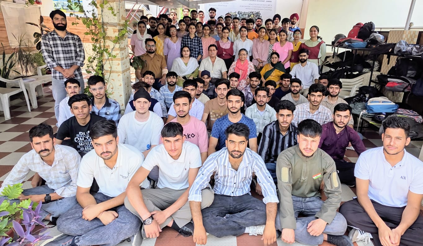 Lakshya Defence Academy Jammu crosses 4000 selections in Defence and Security Forces Lakshya Defence Academy Jammu crosses 4000 selections in Defence and Security Forces