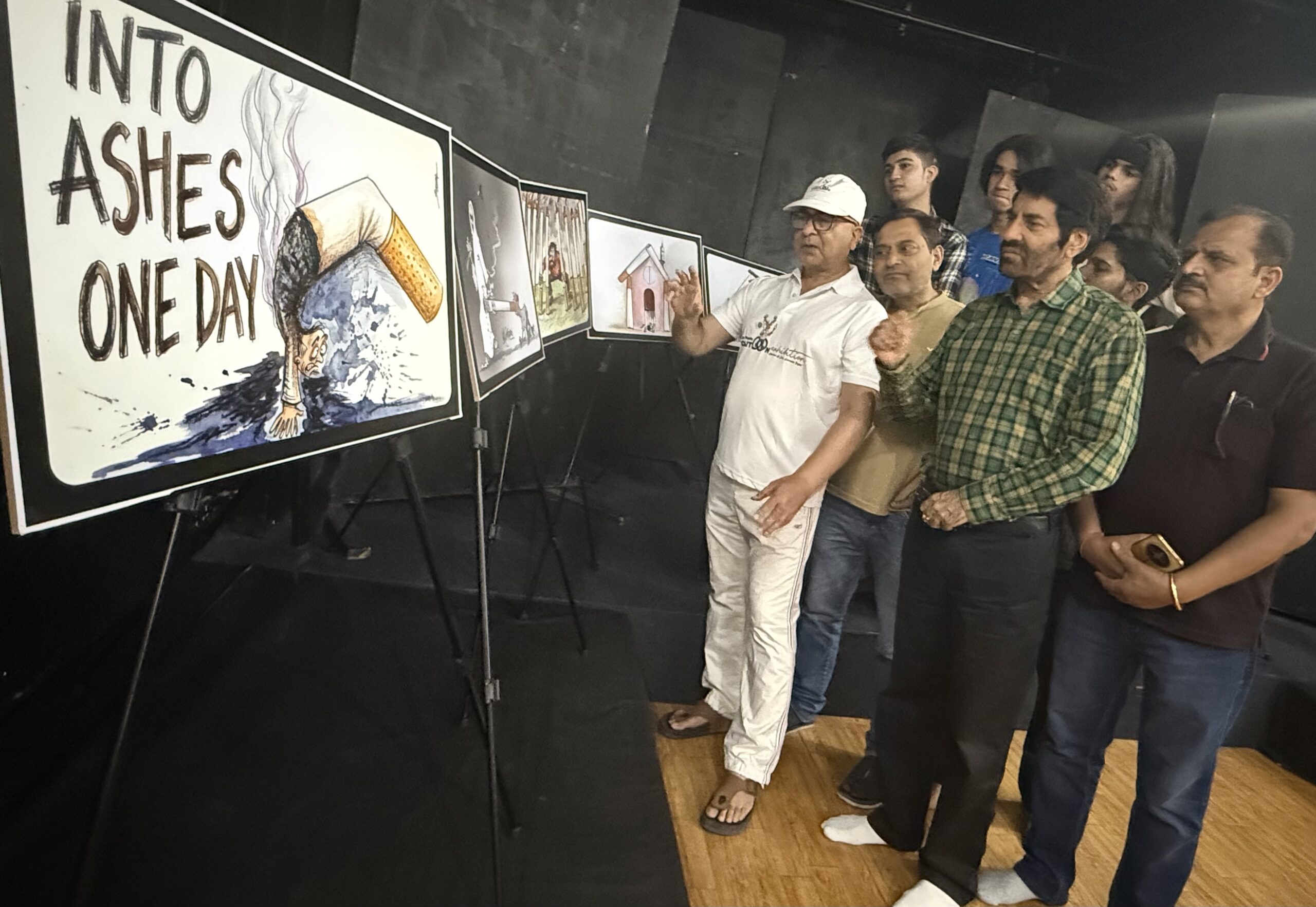 Natrang celebrates World No Tobacco Day with Cartoon Exhibition