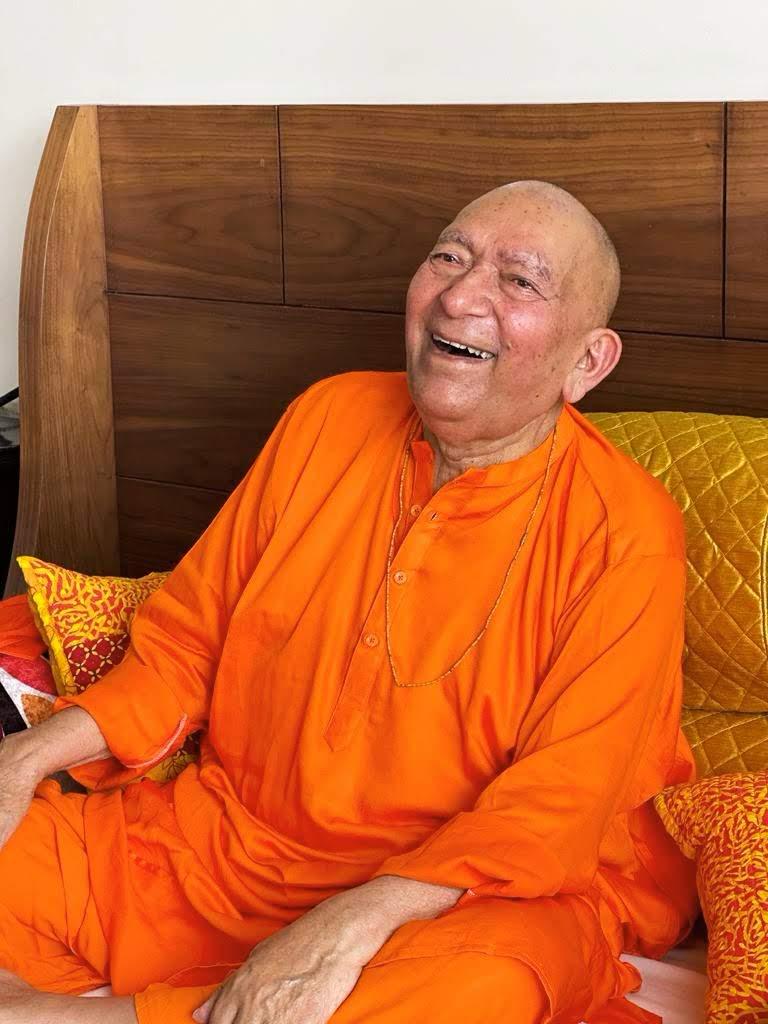 Vedas alone show path to truth, peace and Moksha: Swami Ram Swarup Vedas alone show path to truth, peace and Moksha: Swami Ram Swarup