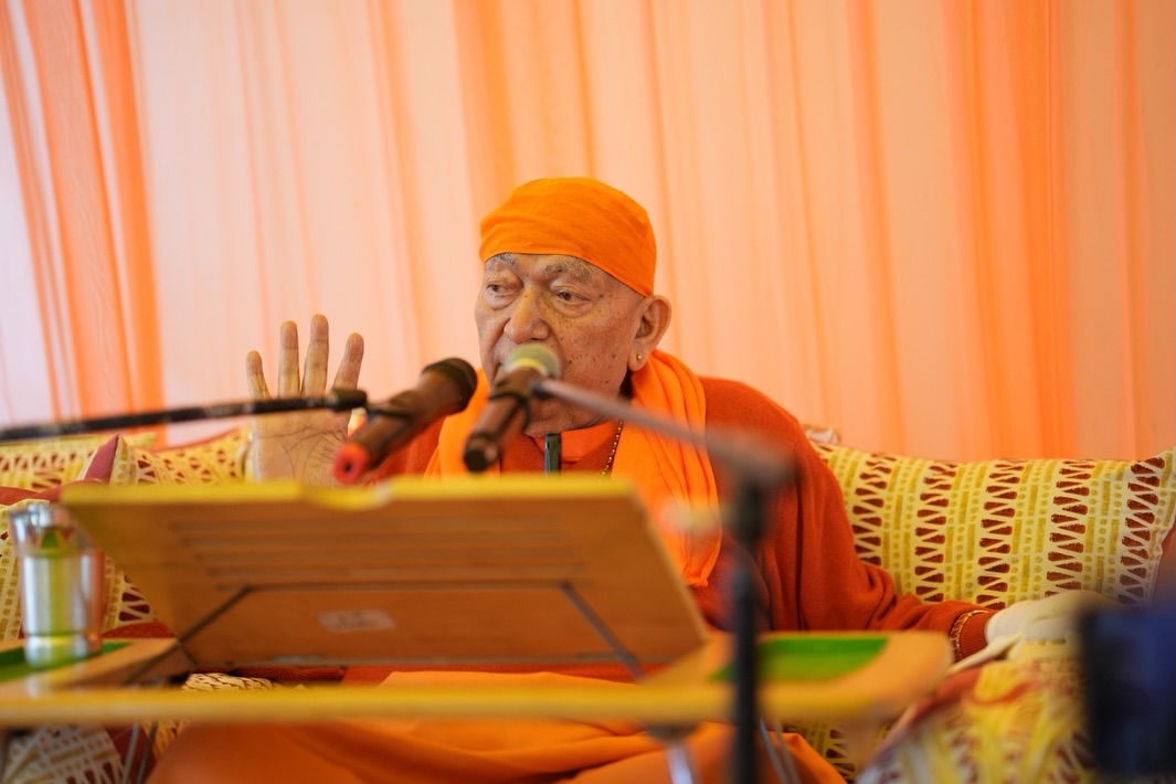 Vedic teachings on mind control and righteous living delivered at Ved Mandir Yajna Vedic teachings on mind control and righteous living delivered at Ved Mandir Yajna