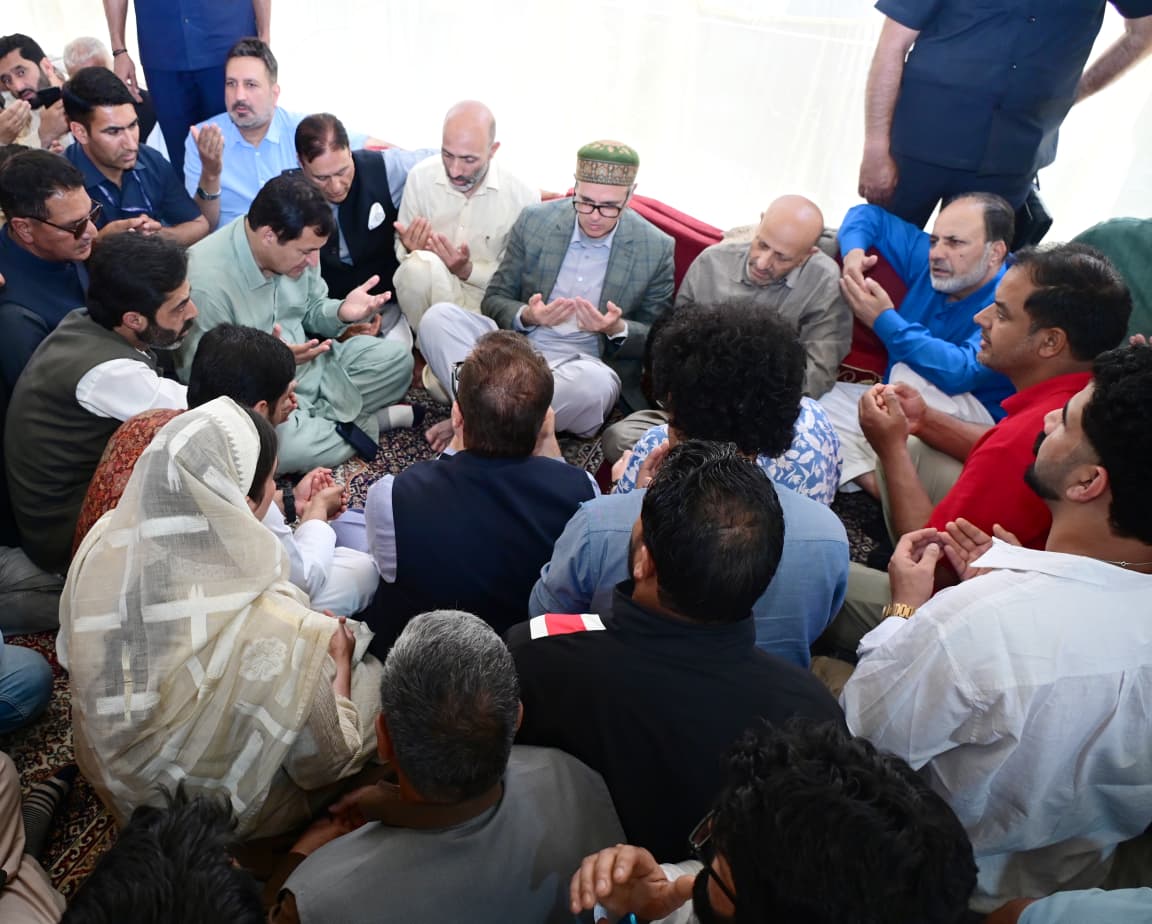 CM Omar Abdullah visits residence of MP Er Rashid, expresses condolences CM Omar Abdullah visits residence of MP Er Rashid, expresses condolences