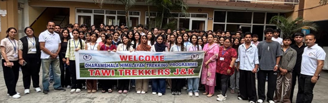 109 Aryan School students leave for Dharamshala Trekking programme organized by Tawi Trekkers J&K