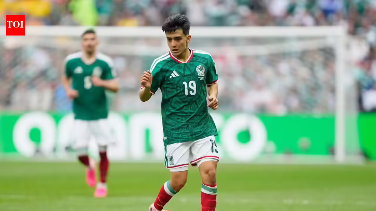 Who is Gilberto Mora? Teen sensation becomes sixth-youngest player ever, breaks 96-year-old record at FIFA World Cup | Football News Who is Gilberto Mora? Teen sensation becomes sixth-youngest player ever, breaks 96-year-old record at FIFA World Cup | Football News