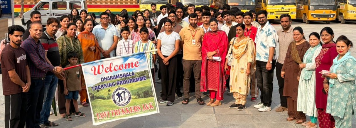 85 students leave for Dharamshala Himalayan Trekking Programme
