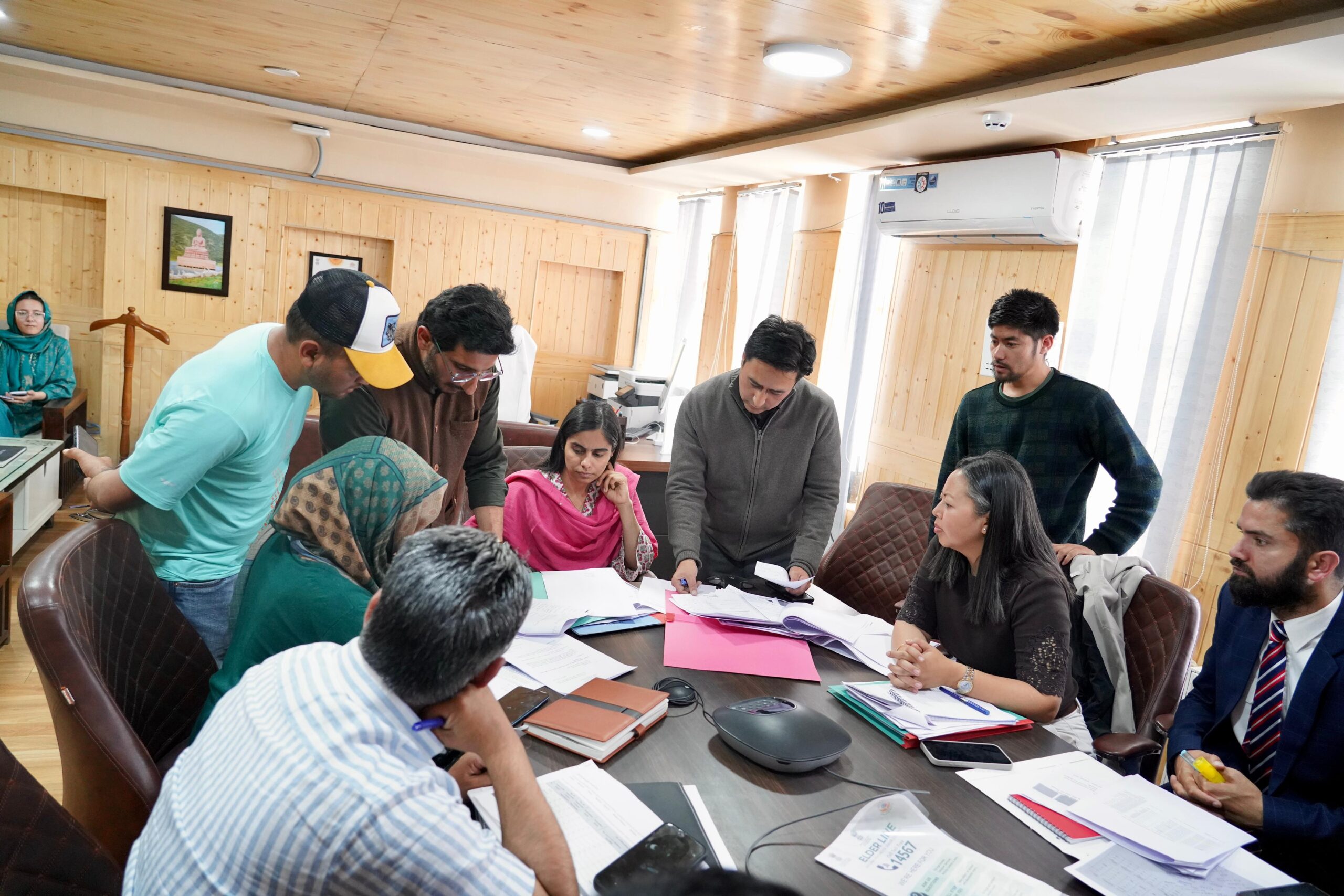 Administrative Secy reviews welfare programmes, Poshan Bhi Padhai Bhi Training preparations, scholarship verification measures in Ladakh