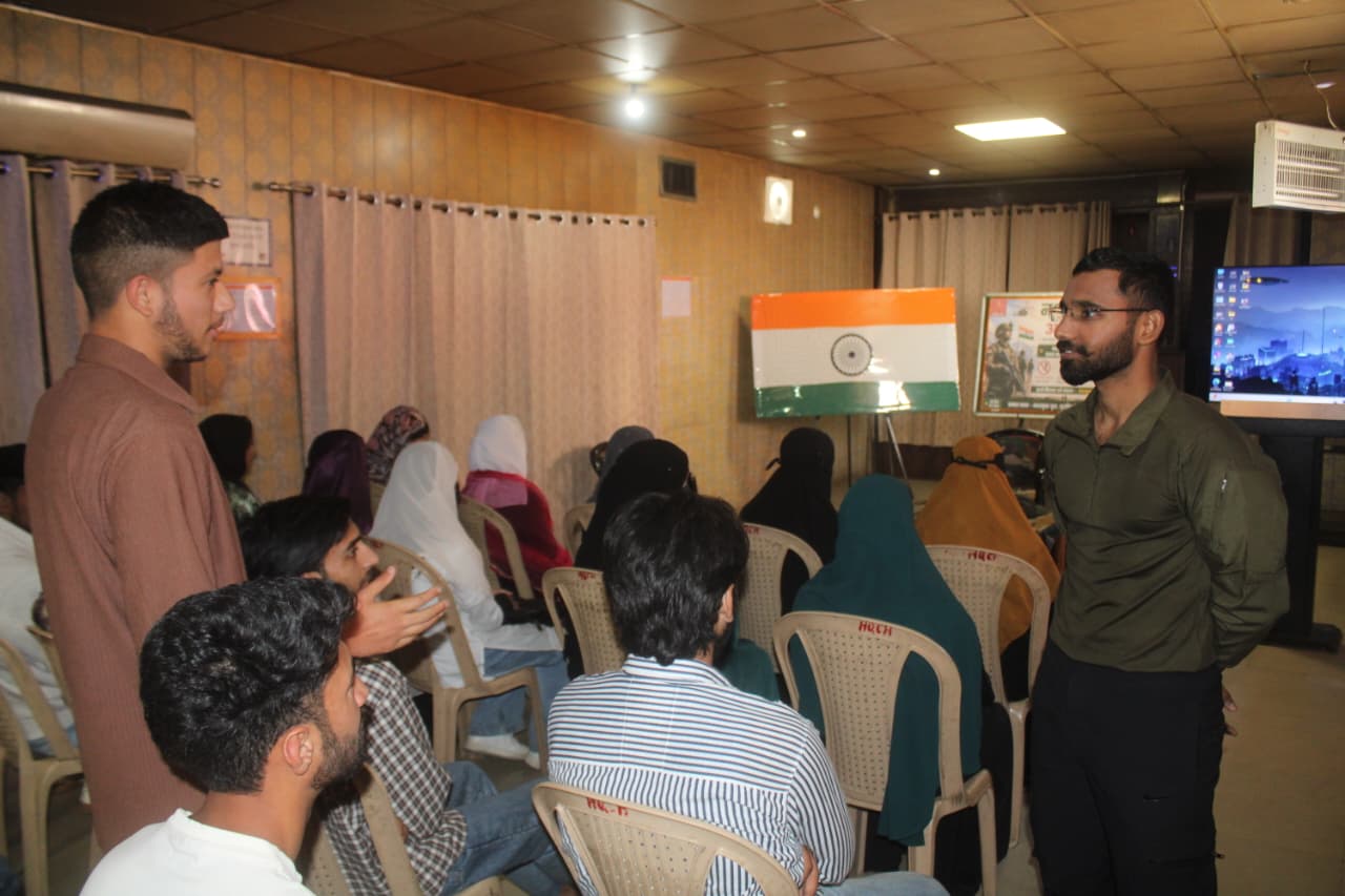 Army conducts awareness drive on alcohol misuse under Nasha Mukt J&K Abhiyan at Karawa Army conducts awareness drive on alcohol misuse under Nasha Mukt J&K Abhiyan at Karawa
