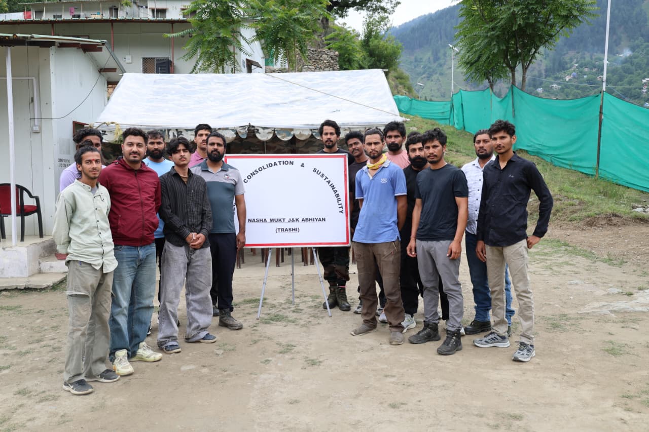 Army conducts consolidation, sustainability programme under Nasha Mukt J&K Abhiyan at Trashi