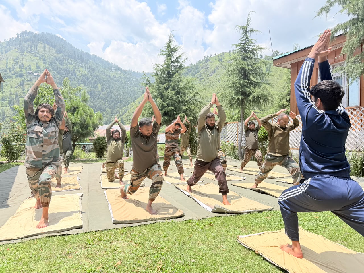 Army conducts lecture on Yoga by expert at Loran