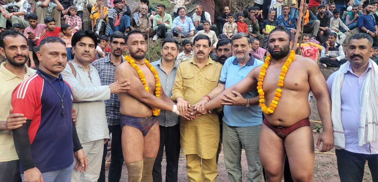 Asmet Gujjar, Anil Kumar Share 53rd Tote Dangal Title