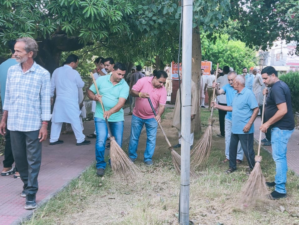 BJP OBC Morcha conducts cleanliness drives