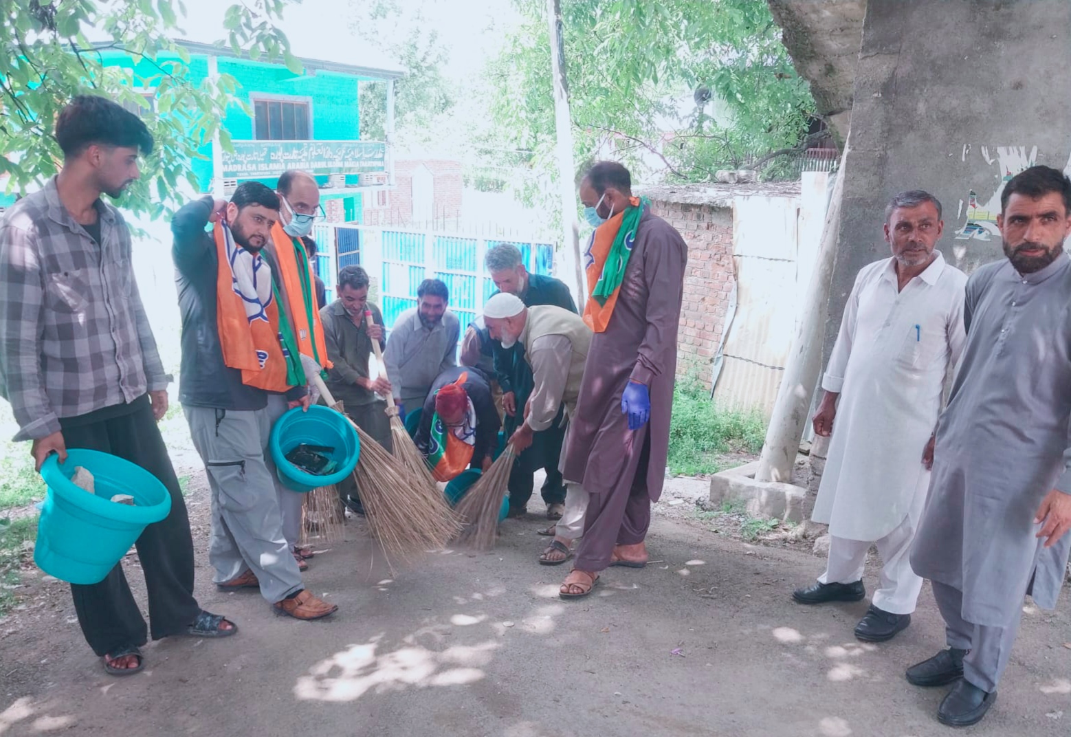 BJP OBC Morcha intensifies Swachhta Pakhwada Campaign across J&K