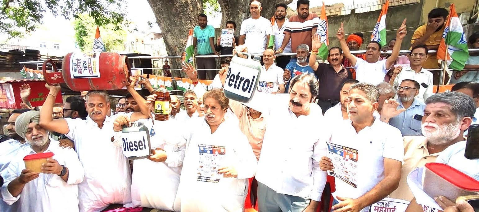 Bhalla flays BJP Govt for spiraling prices of essential commodities