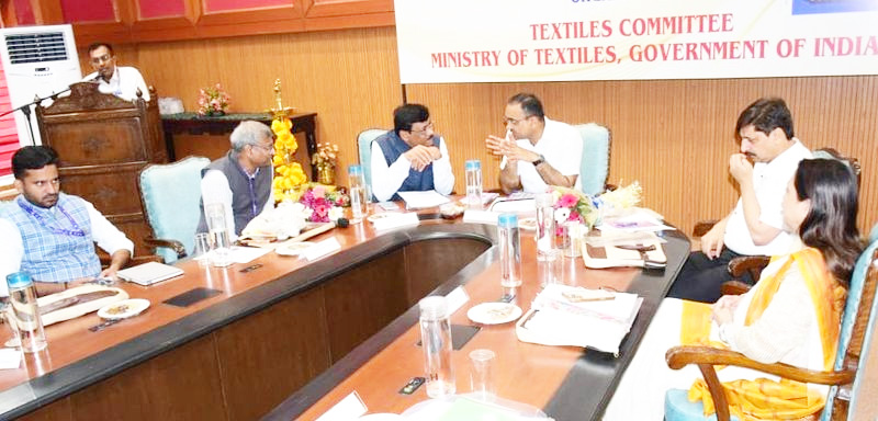 Div Com Jammu inaugurates Liaison Officers’ Training Programme on market for textile and clothing Div Com Jammu inaugurates Liaison Officers’ Training Programme on market for textile and clothing