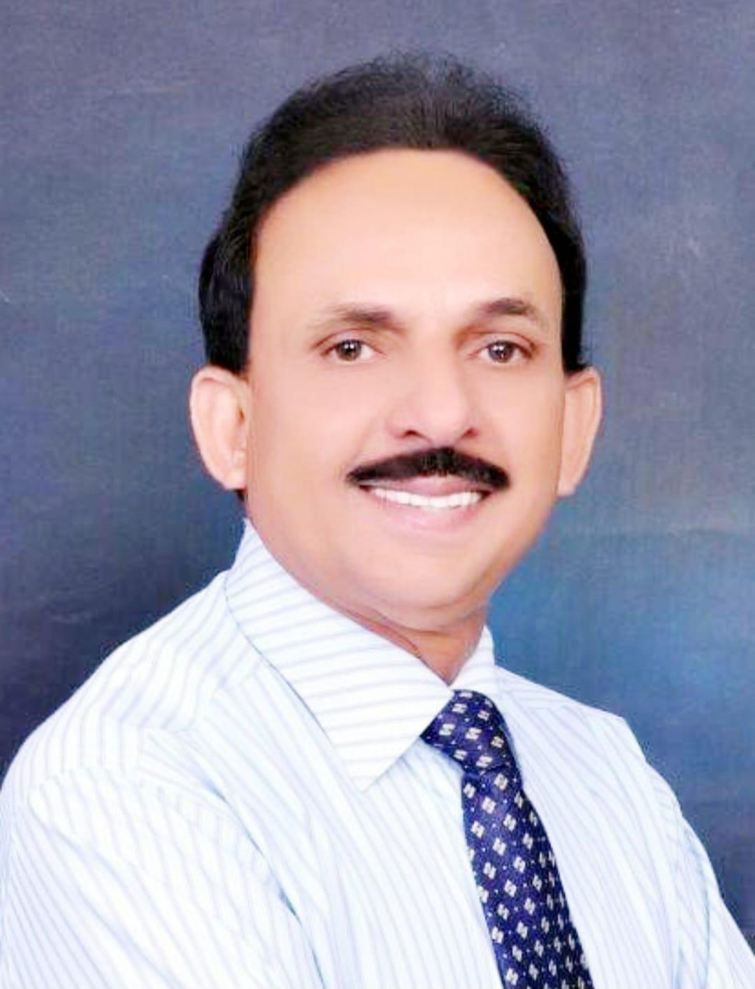 Dr. R K Uppal honoured with Dr. Radhakrishnan National Educational Award