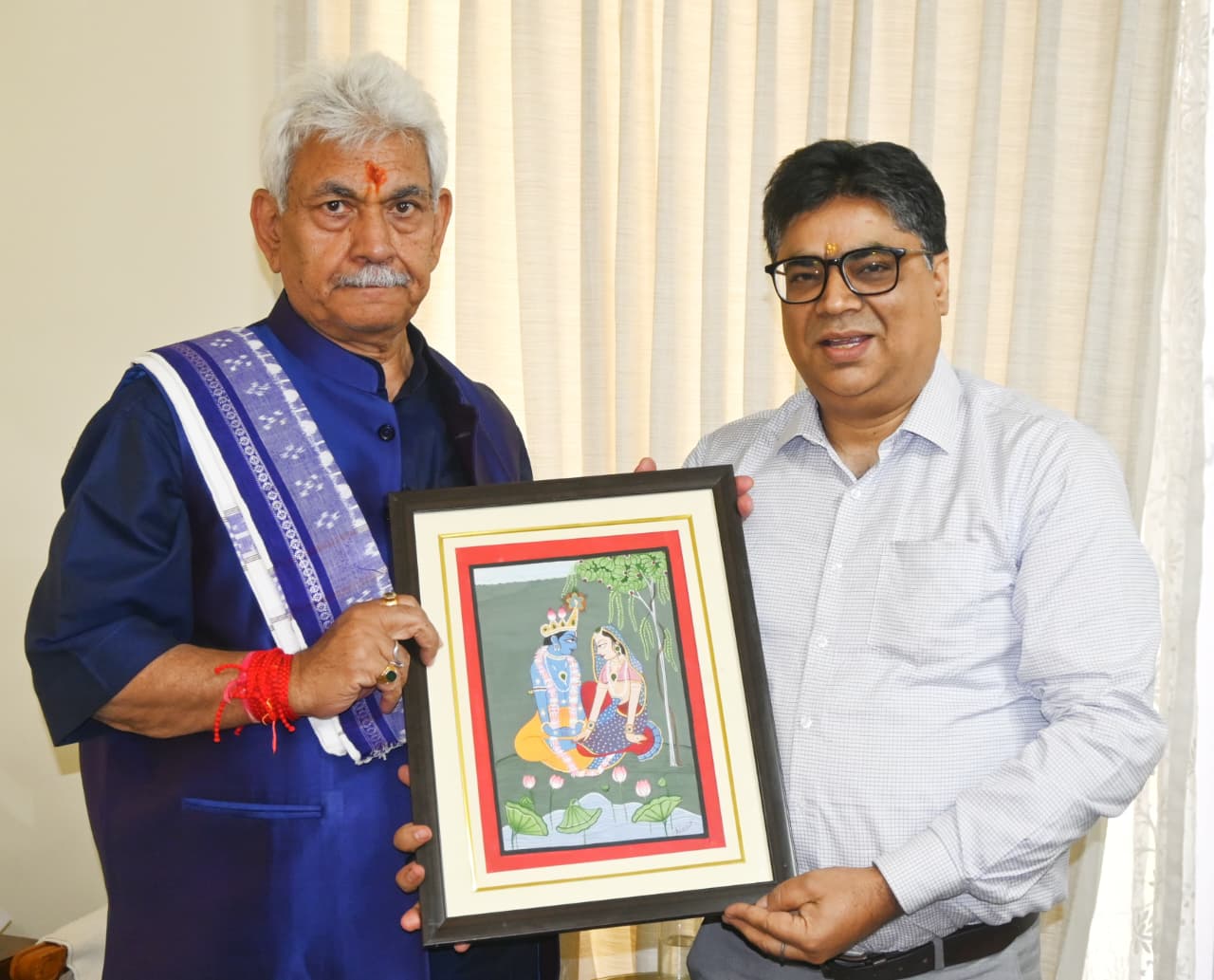 Dr. Vikas Padha calls on LG