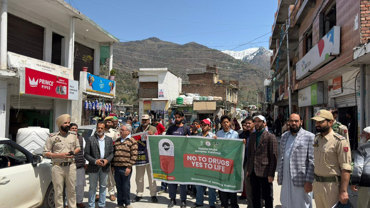GDC Darhal organizes door-to-door awareness programme under Nasha Mukht Bharat Abhiyan