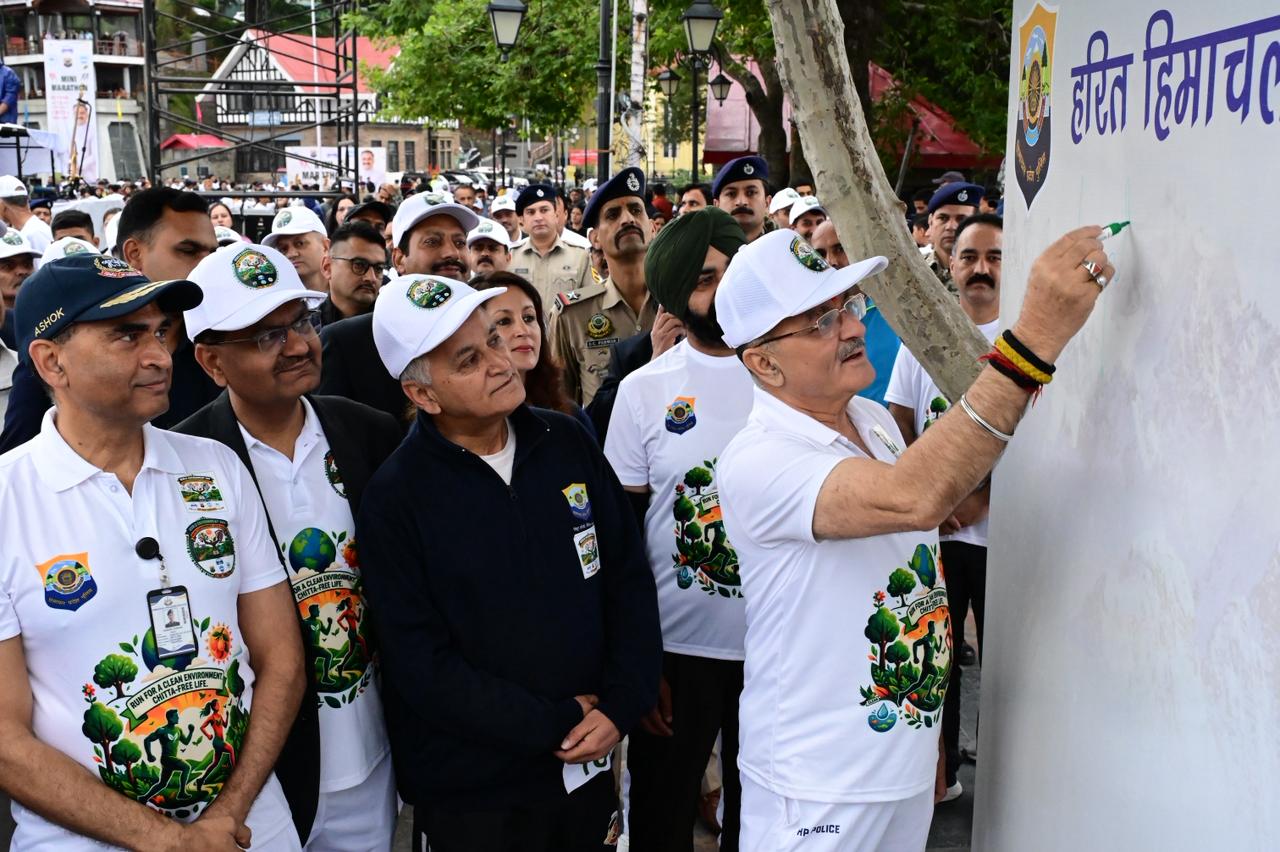 HP Governor flags off Mini Marathon on World Environment Day HP Governor flags off Mini Marathon on World Environment Day