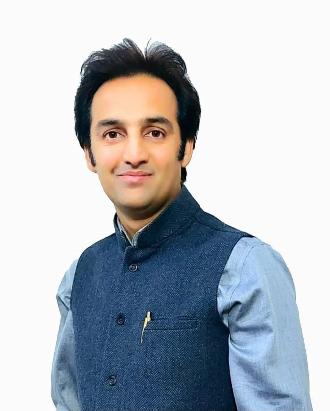 Media can change image of any individual or leader in matter of hours: Rohiin Chandan