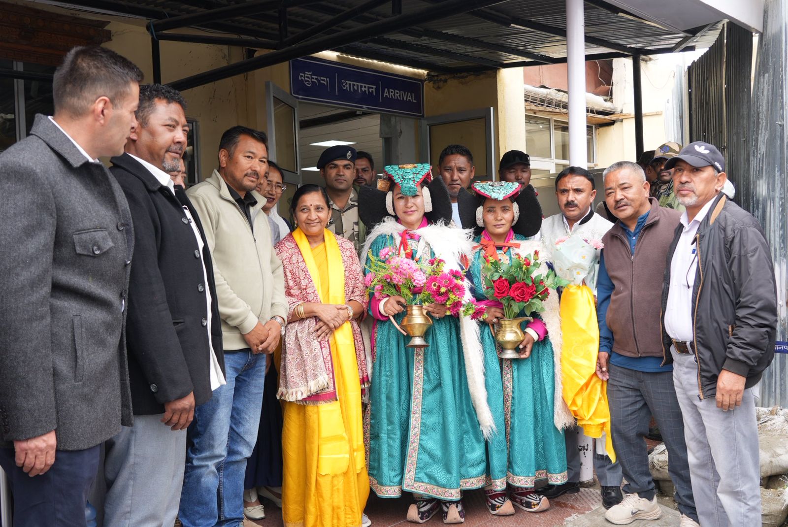 MoS CAF&PD arrives in Leh to attend Sindhu Darshan Festival