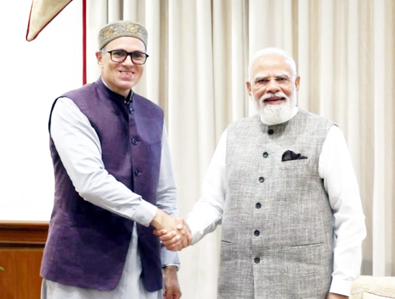 Omar Abdullah raises Statehood, Economy with PM Modi; Congratulates him on 12 years in Office Omar Abdullah raises Statehood, Economy with PM Modi; Congratulates him on 12 years in Office