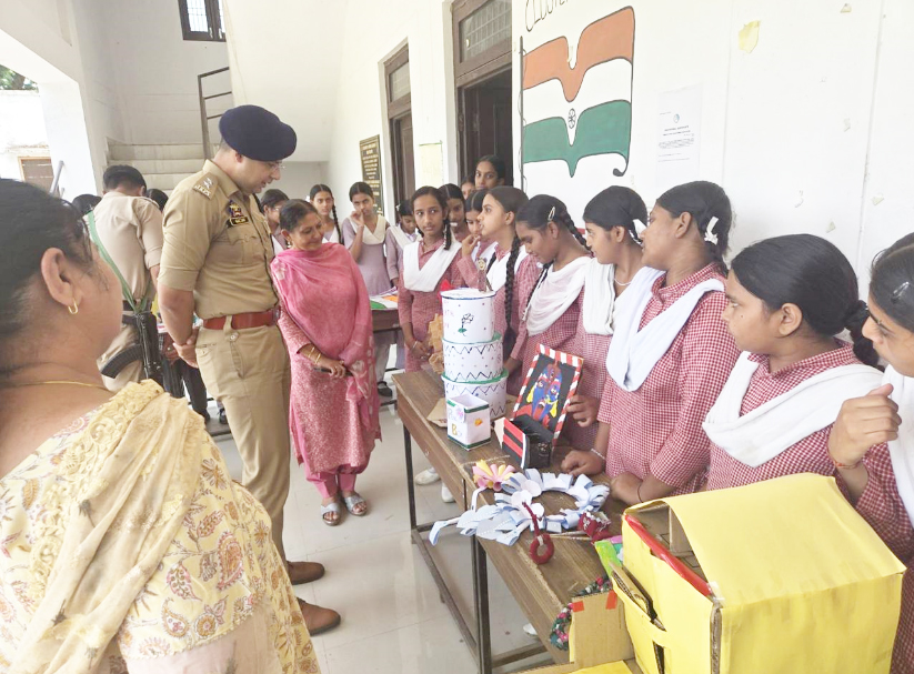 Awareness Programme at GGHSS Arnia; SHO Arnia conducts awareness drive