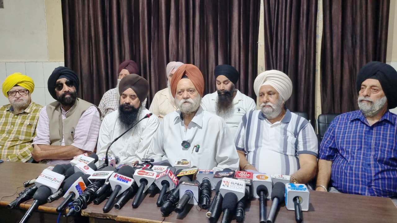 Sikh organisations demand immediate implementation of Minority Commission Act in J&K
