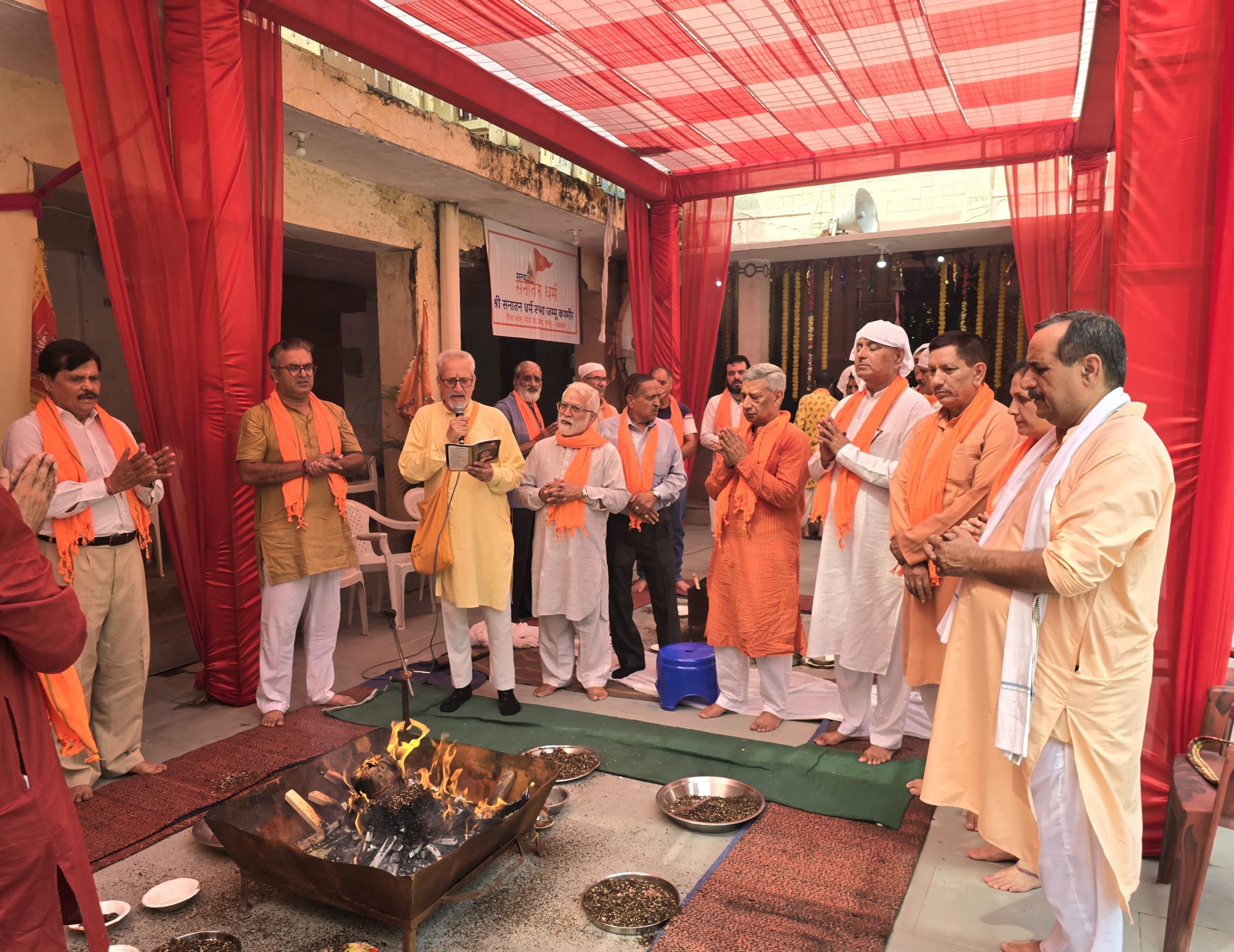 Shree Sanatan Dharam Sabha organizes Puja & Havan for peaceful Shri Amarnath Ji Yatra
