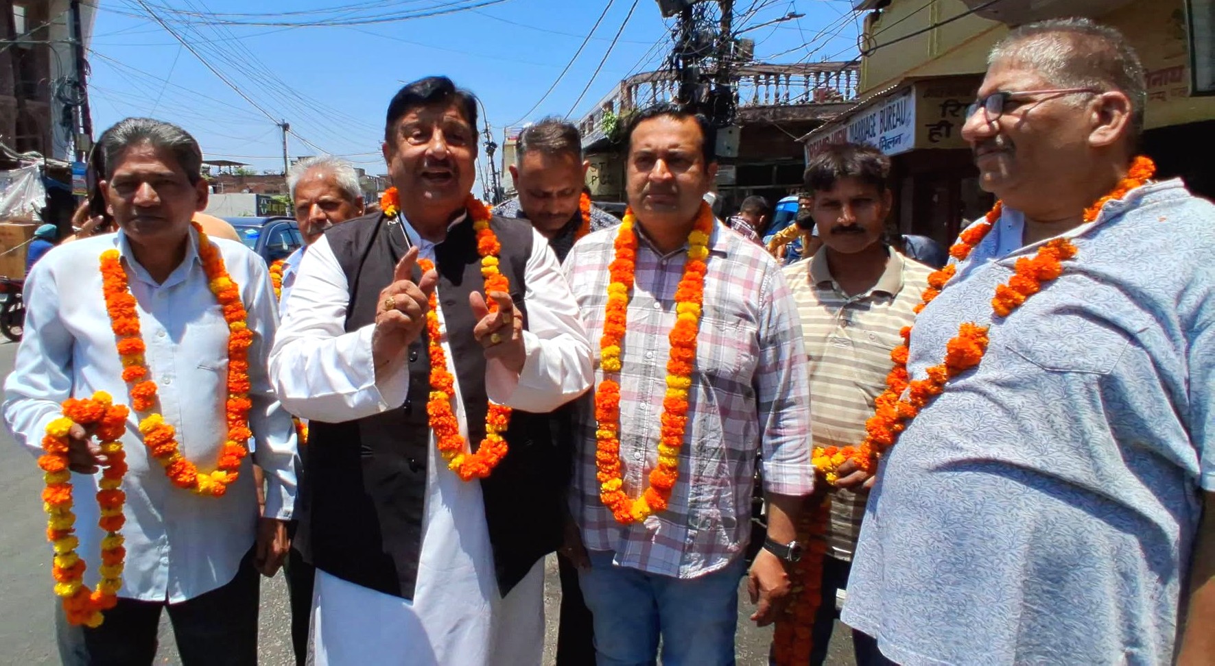 Sunil Dimple,  Jammu traders celebrate Ring Road, metro survey approval