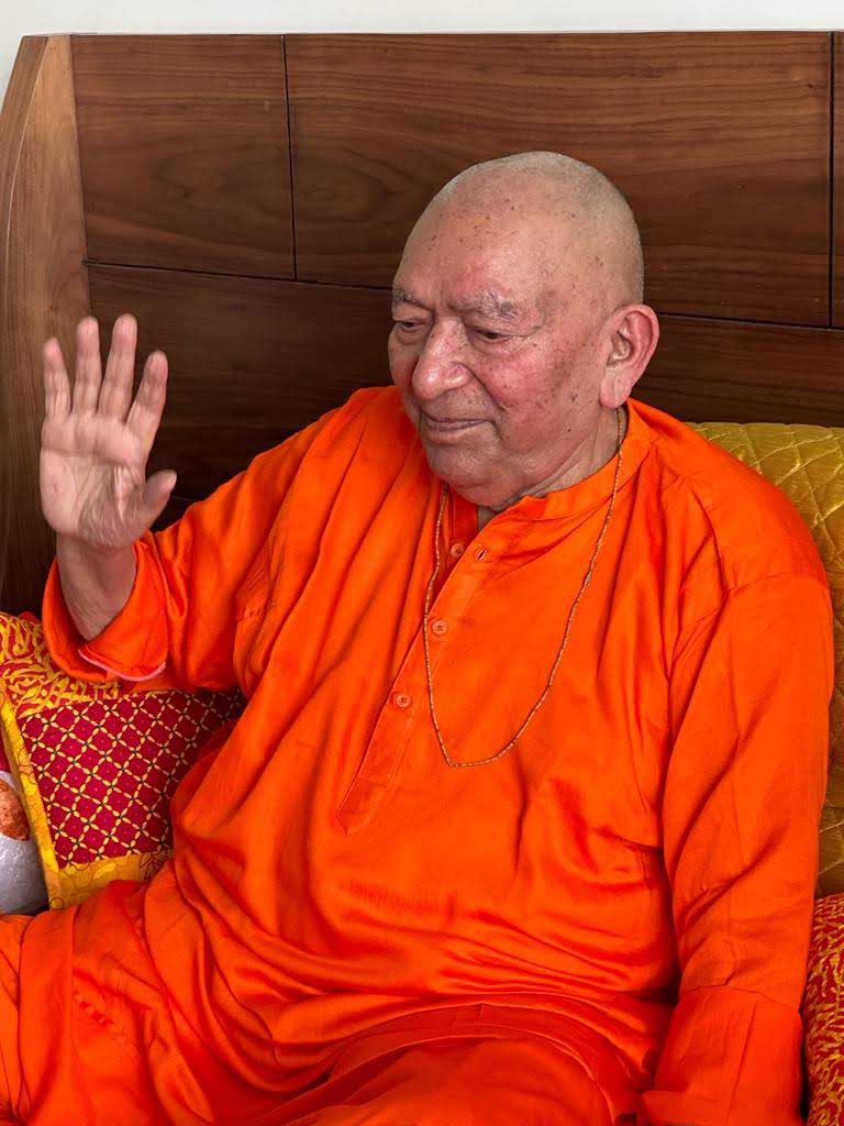 Vedic knowledge alone can eradicate human vices and violence: Swami Ram Swarup Vedic knowledge alone can eradicate human vices and violence: Swami Ram Swarup