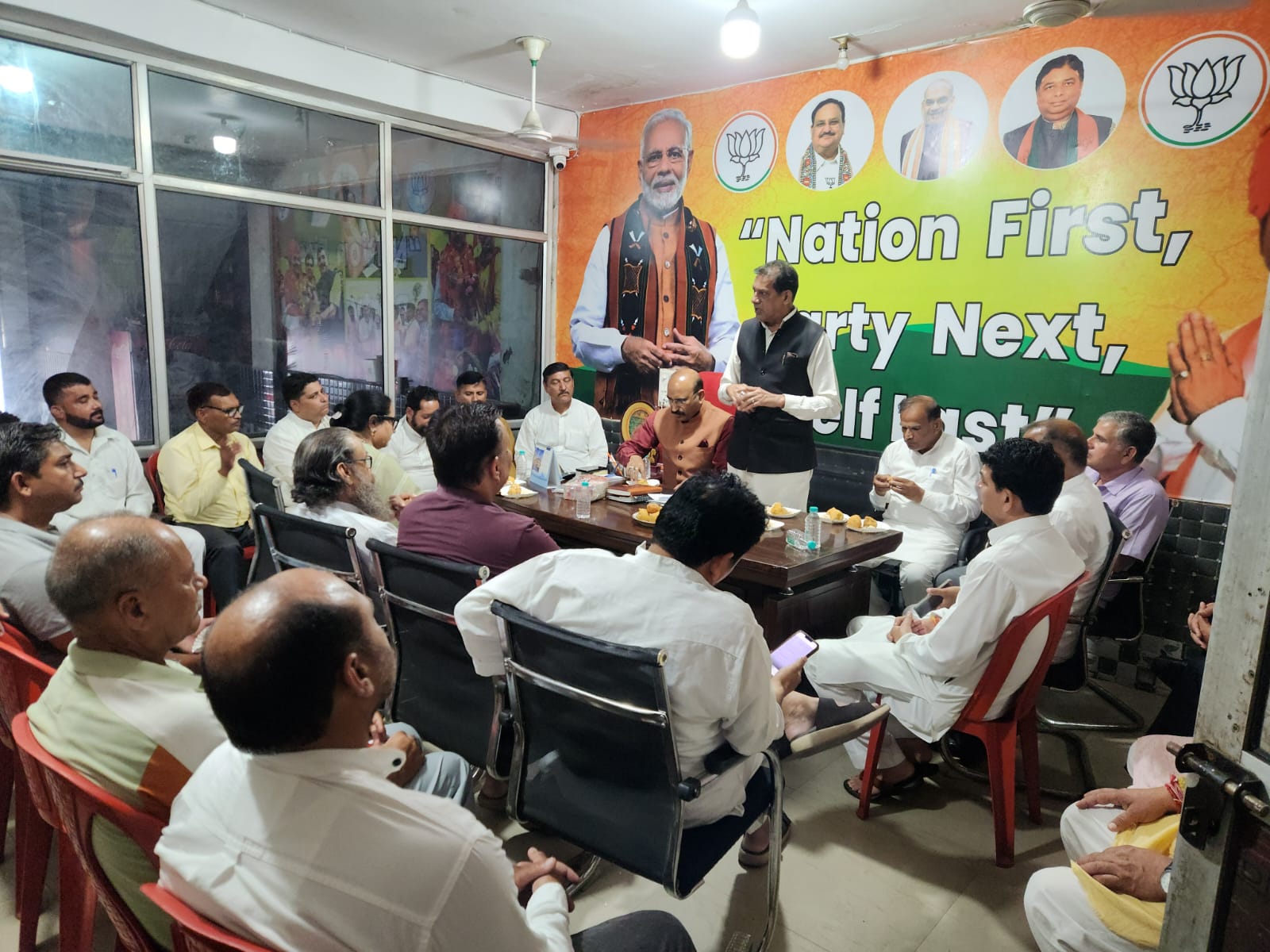 Vinay Gupta chaired strategic review meeting of BJP District Akhnoor