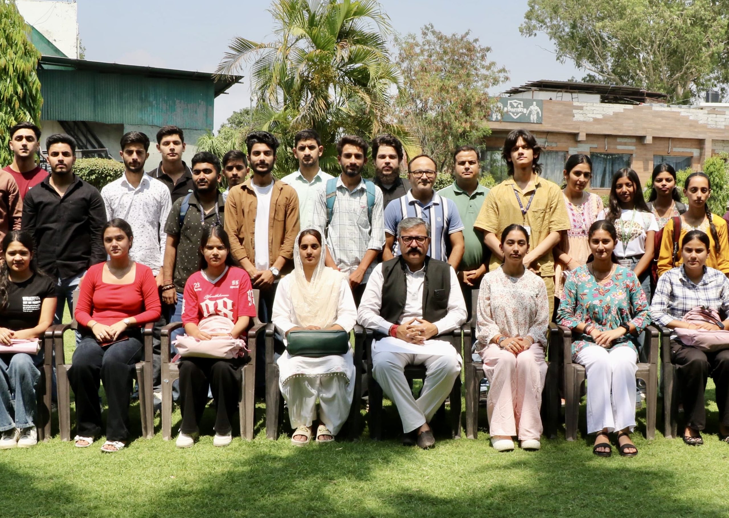 Zorawar interacts with Interns of Journalism, emphasises responsible media and drug-free J&K