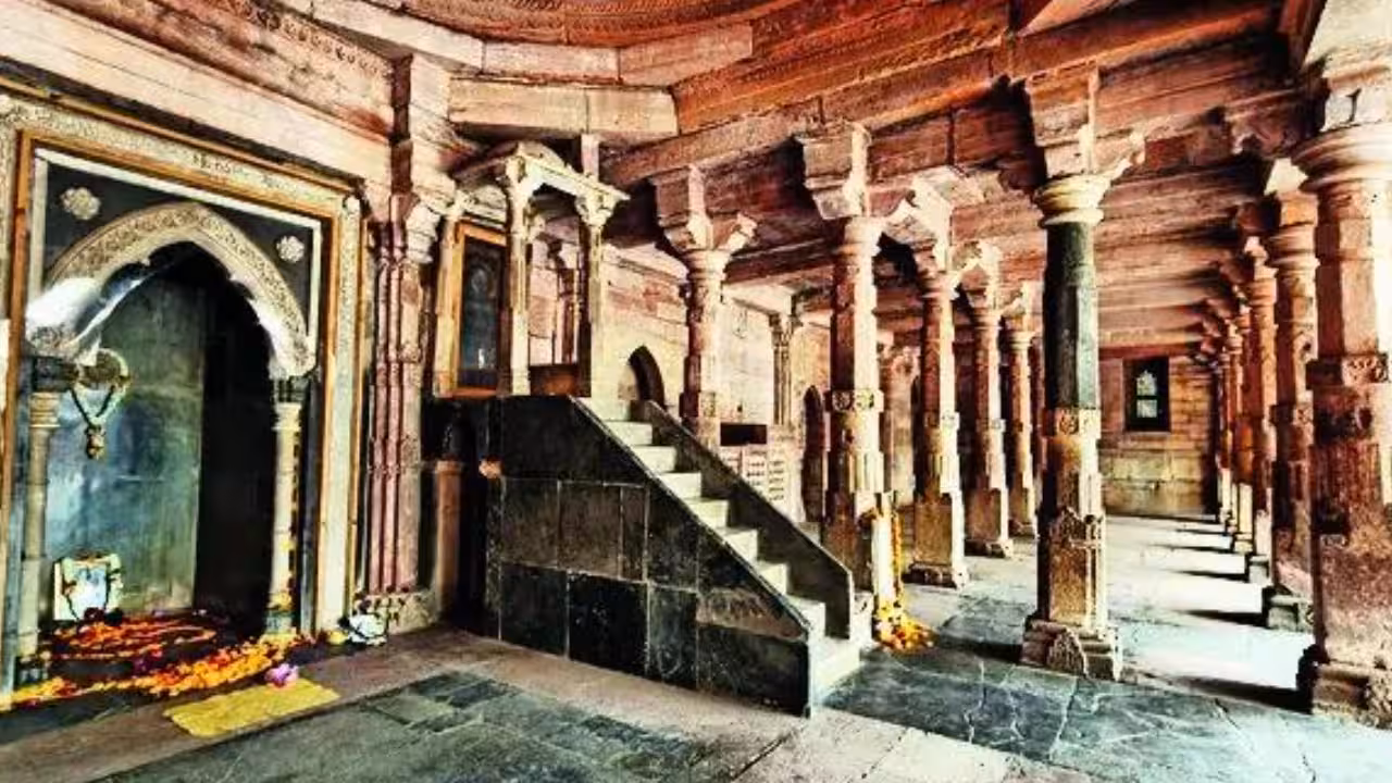Supreme Court: Give Muslims alternative site for namaz: Supreme Court to Dhar administration | India News Supreme Court: Give Muslims alternative site for namaz: Supreme Court to Dhar administration | India News