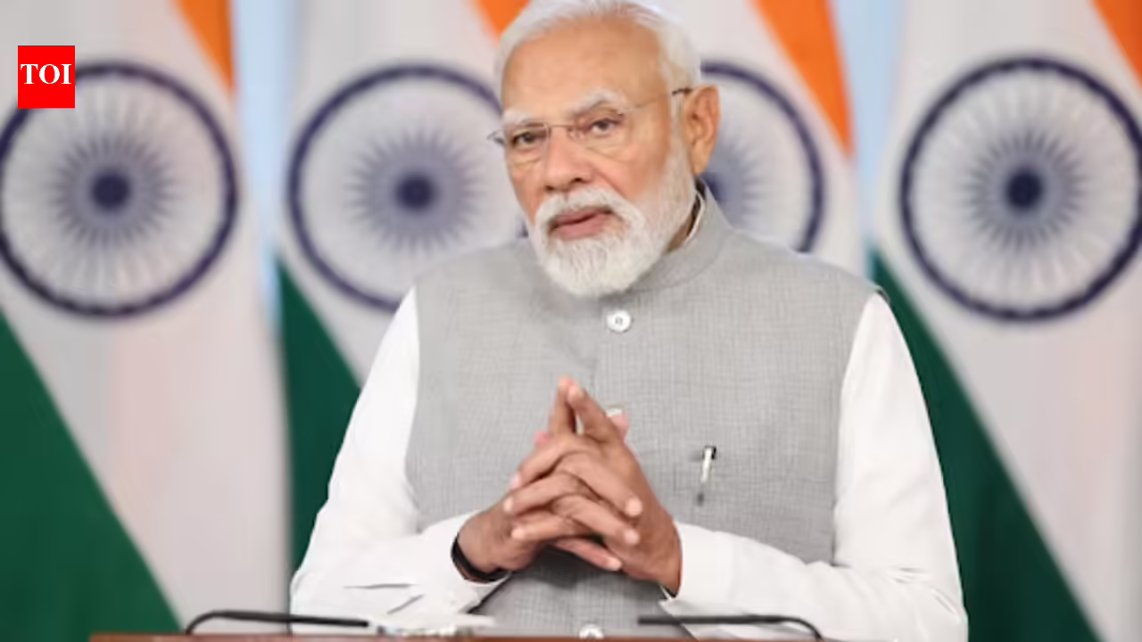 Modi speaks to Qatar Amir, recalls legacy of his father | India News Modi speaks to Qatar Amir, recalls legacy of his father | India News
