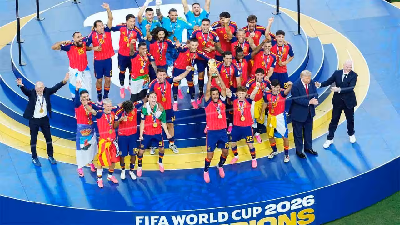 ‘I’m sorry’: Why Argentina’s assistant coach Roberto Ayala apologised after FIFA World Cup final | Football News ‘I’m sorry’: Why Argentina’s assistant coach Roberto Ayala apologised after FIFA World Cup final | Football News