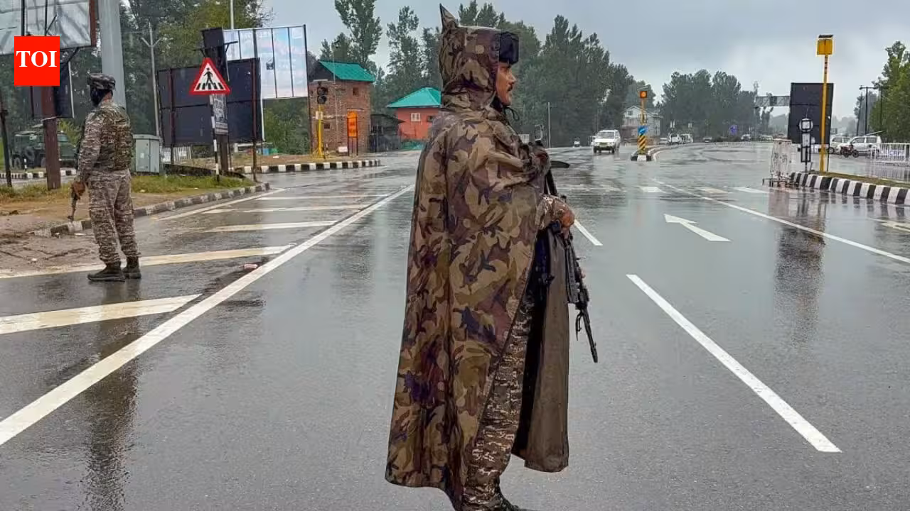 First J&K terror attack on migrants in 21 months: Two Chhattisgarh labourers die after being shot | India News First J&K terror attack on migrants in 21 months: Two Chhattisgarh labourers die after being shot | India News