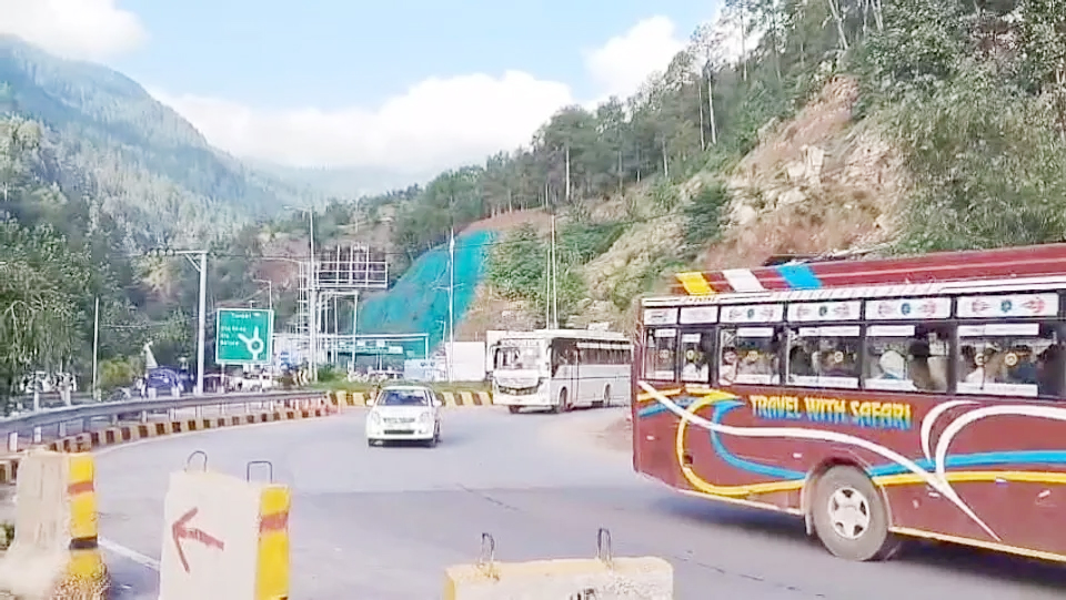 20th Batch of Shri Amarnath Yatra: 3,823 pilgrims leave Jammu 20th Batch of Shri Amarnath Yatra: 3,823 pilgrims leave Jammu