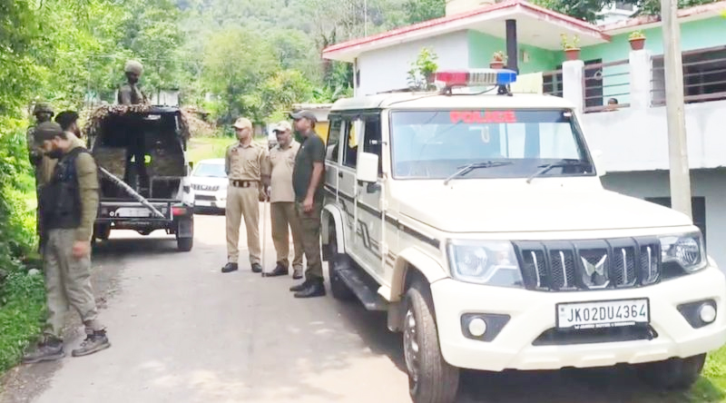 Five Kgs Heroin worth over Rs 25 Crore seized near LoC in Poonch