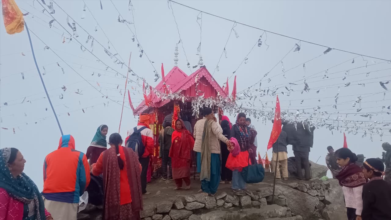 Annual Shiya Dhar Yatra concludes peacefully at Chandi Top in Doda