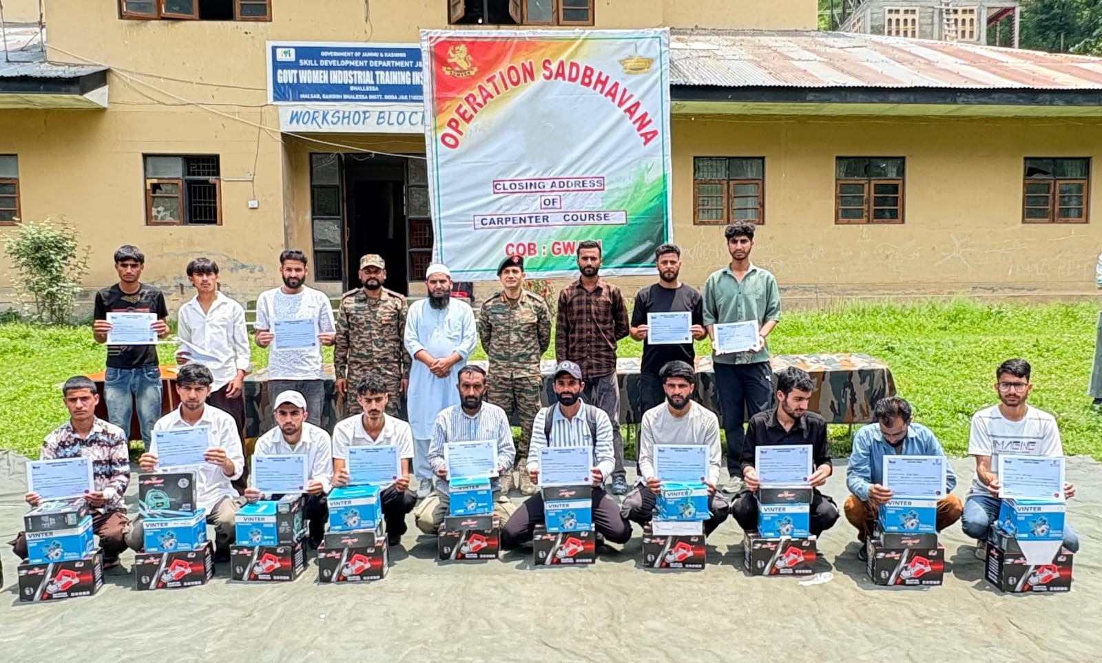 Army organises closing ceremony of carpenter course held at village Gwari Army organises closing ceremony of carpenter course held at village Gwari